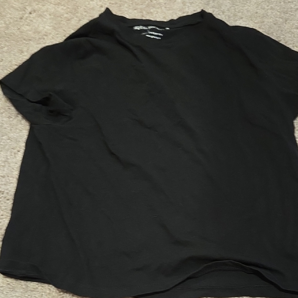 Black Short Sleeve Crew Neck Tee